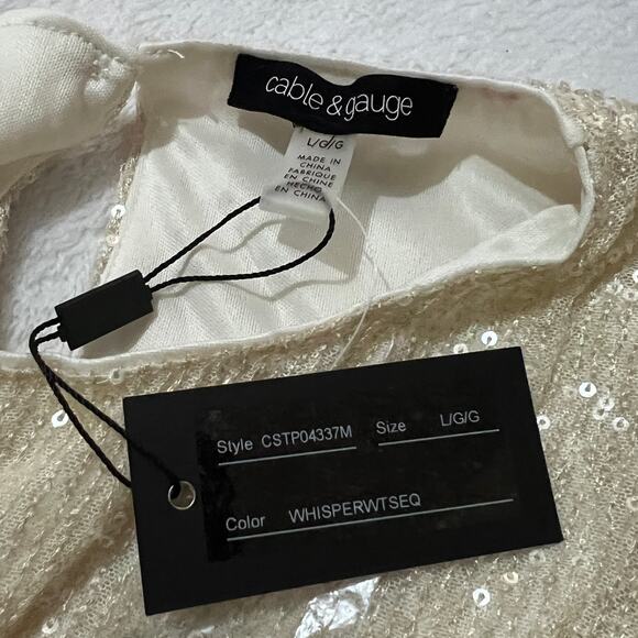 Cable & Gauge (L) Whisper Cream Sequin Sparkly Flutter Sleeve Back Keyhole Top - Picture 4 of 13